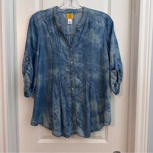 Ruby Rd  button-up, front pleated, chambray tie dye women's top